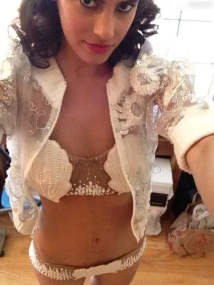 Alisar Ailabouni OnlyFans Leaked Free Thumbnail Picture - #zoWnkR6LEr