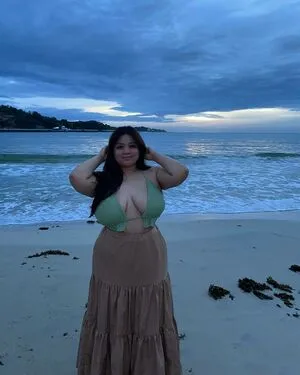 Alisarmie OnlyFans Leaked Free Thumbnail Picture - #DhCxjNIADA