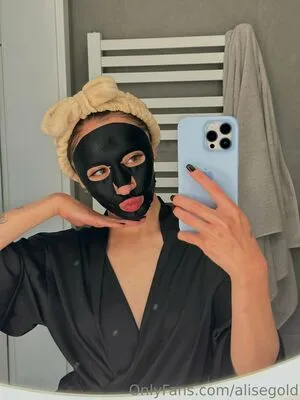 Alisegold OnlyFans Leaked Free Thumbnail Picture - #2L1JyKd78C