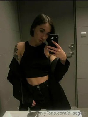 Alisegold OnlyFans Leaked Free Thumbnail Picture - #4SsFzBEChS