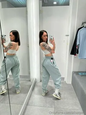 Alisegold OnlyFans Leaked Free Thumbnail Picture - #aiW95czgwV