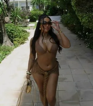 Alisha Simone OnlyFans Leaked Free Thumbnail Picture - #1LlAovrBK0