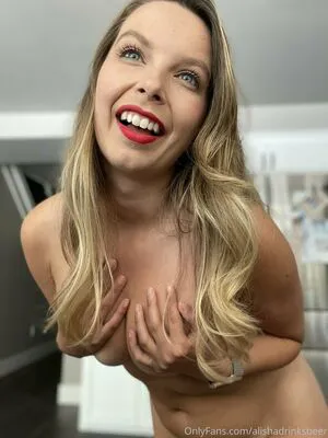 Alishadrinksbeer OnlyFans Leaked Free Thumbnail Picture - #SV8YWRuEk0