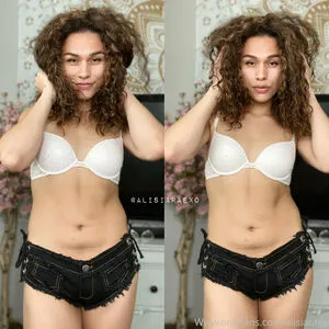 Alisiaraee OnlyFans Leaked Free Thumbnail Picture - #1UHGrIRw90