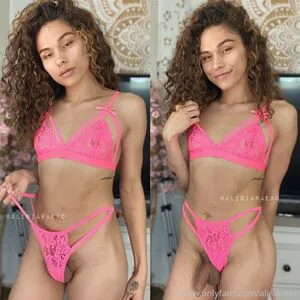 Alisiaraee OnlyFans Leaked Free Thumbnail Picture - #M0yuRpOGC6