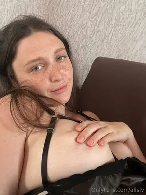 Alislv OnlyFans Leaked Free Thumbnail Picture - #OXZIFrv6Al