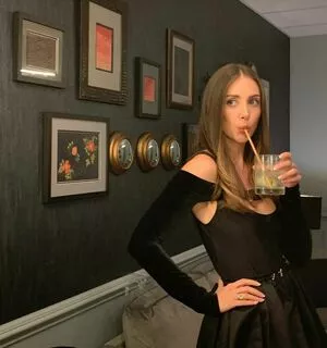 Alison Brie OnlyFans Leaked Free Thumbnail Picture - #2leuOZVyOZ