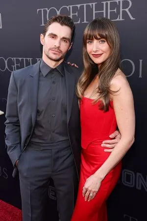 Alison Brie OnlyFans Leaked Free Thumbnail Picture - #33gmi6Fp3p