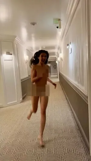 Alison Brie OnlyFans Leaked Free Thumbnail Picture - #3uB9Z3aLmz
