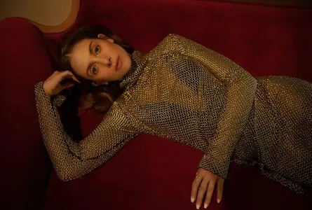 Alison Brie OnlyFans Leaked Free Thumbnail Picture - #4CaISV09th