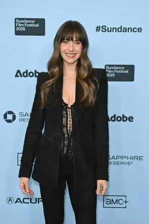 Alison Brie OnlyFans Leaked Free Thumbnail Picture - #ADiQZEbxOz