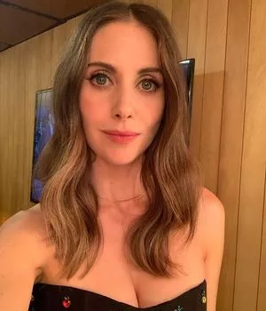 Alison Brie OnlyFans Leaked Free Thumbnail Picture - #FlrxK3lKge