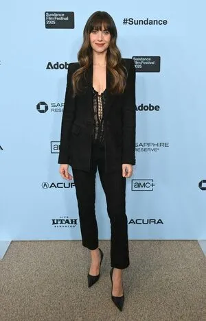 Alison Brie OnlyFans Leaked Free Thumbnail Picture - #VAJ2WwadF4