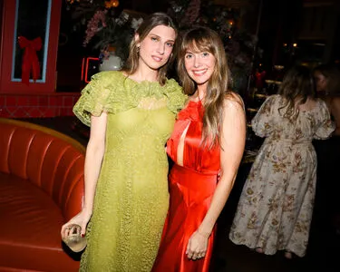 Alison Brie OnlyFans Leaked Free Thumbnail Picture - #jui0dtGvG2