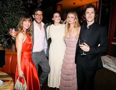 Alison Brie OnlyFans Leaked Free Thumbnail Picture - #vlhD3lxSJK