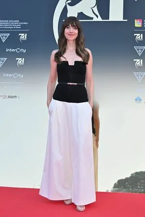Alison Brie OnlyFans Leaked Free Thumbnail Picture - #zEg8wlU6Hw
