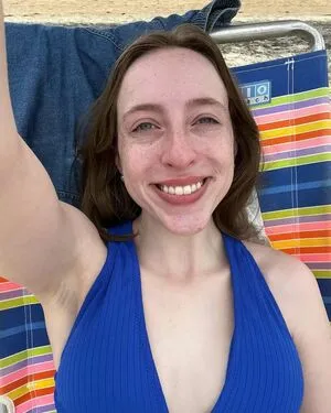 Alison Burke OnlyFans Leaked Free Thumbnail Picture - #0Y39j7KG4V