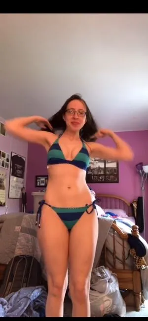 Alison Burke OnlyFans Leaked Free Thumbnail Picture - #jjMPZp4fJH