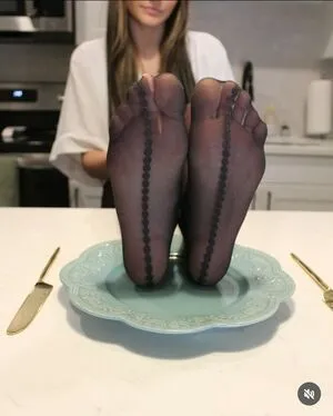 Alison Mitcham OnlyFans Leaked Free Thumbnail Picture - #SprNX3TyB2