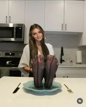 Alison Mitcham OnlyFans Leaked Free Thumbnail Picture - #VGVC4NpA0A