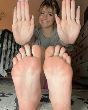 Alison Mitcham OnlyFans Leaked Free Thumbnail Picture - #lWo2p3MVEc