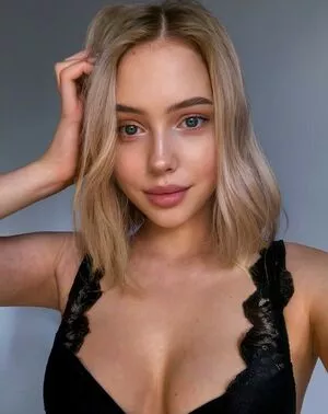 Alison Pierce OnlyFans Leaked Free Thumbnail Picture - #s68qLPx2IQ