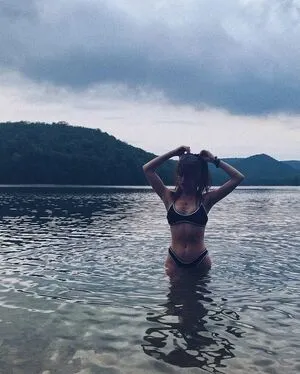 Alison Schmitt OnlyFans Leaked Free Thumbnail Picture - #UUrcnBIASs