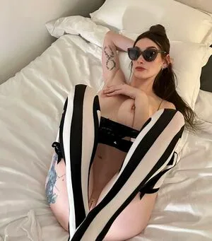 Alison Strand OnlyFans Leaked Free Thumbnail Picture - #O5LF64XQQP