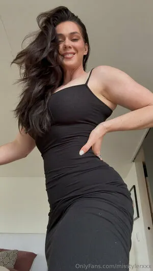 Alison Tyler OnlyFans Leaked Free Thumbnail Picture - #vlkM5F3afx