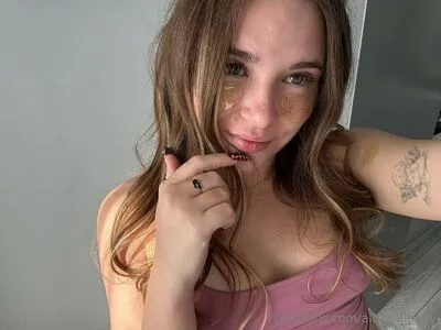 Alisonlilbaby OnlyFans Leaked Free Thumbnail Picture - #9MCeYdmeKj