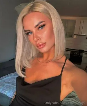 Alisonlinsy1 OnlyFans Leaked Free Thumbnail Picture - #W6tMosHzvh