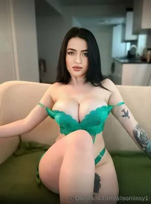 Alisonlinsy1 OnlyFans Leaked Free Thumbnail Picture - #a1EBDehXQy