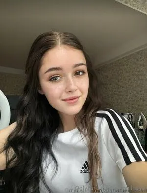 Alisonlinsy1 OnlyFans Leaked Free Thumbnail Picture - #yXLjjJNotu