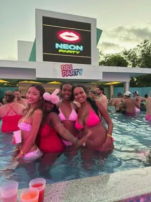 Alisontsaii OnlyFans Leaked Free Thumbnail Picture - #gRIZJkTGHs