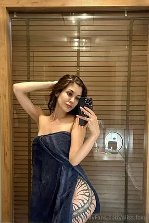 Aliss Foxy OnlyFans Leaked Free Thumbnail Picture - #PQzZp2s0Ed