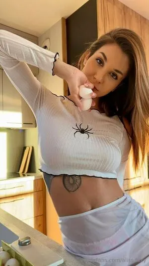 Aliss Foxy OnlyFans Leaked Free Thumbnail Picture - #meQECRmH4U