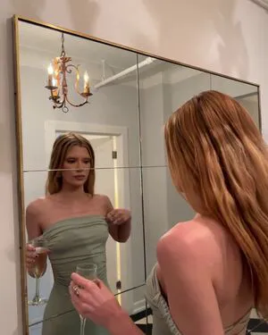 Alissa Violet OnlyFans Leaked Free Thumbnail Picture - #P8l9Yc0lf9