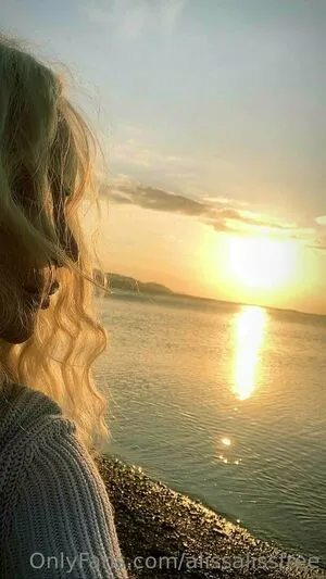 Alissalissfree OnlyFans Leaked Free Thumbnail Picture - #kkH7qkUEL9