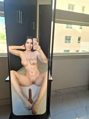 Alissaquinn OnlyFans Leaked Free Thumbnail Picture - #tyYIWmj6h1