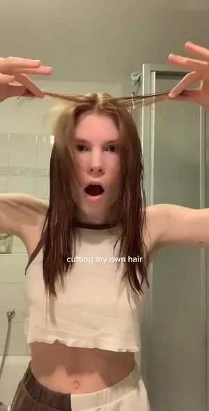 Alissaxcollin OnlyFans Leaked Free Thumbnail Picture - #SYsYYuN2Mo
