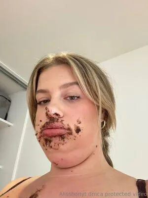 Alissbonyt OnlyFans Leaked Free Thumbnail Picture - #x0ITfaUGYa