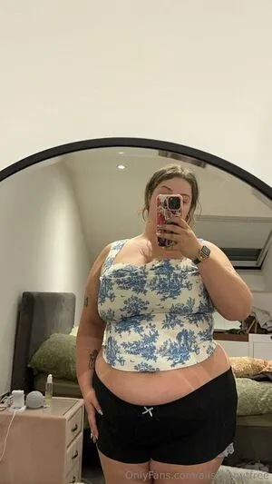 Alissbonytfree OnlyFans Leaked Free Thumbnail Picture - #7FLsYMAGrZ