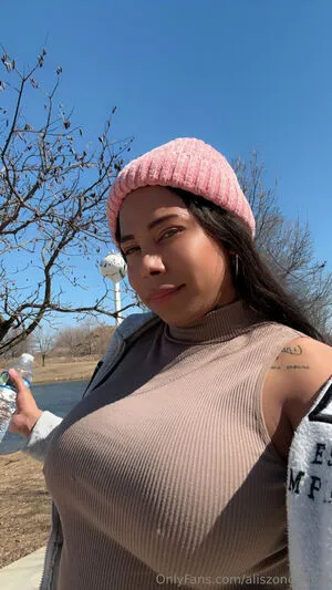 Aliszongomez OnlyFans Leaked Free Thumbnail Picture - #qOnw8qQgsq