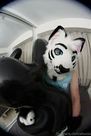 Aliuros OnlyFans Leaked Free Thumbnail Picture - #Xkwwvbl7YI