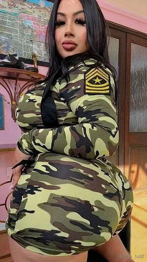 Alivia Lust OnlyFans Leaked Free Thumbnail Picture - #23FpaFdsCt