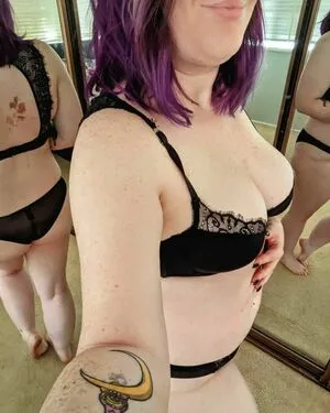 Alix Hawkes OnlyFans Leaked Free Thumbnail Picture - #5wllGI3rrA