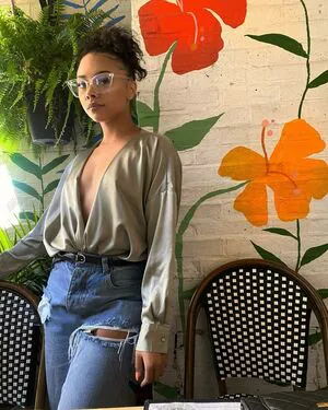 Alix Lapri OnlyFans Leaked Free Thumbnail Picture - #IzU6eGfj1e