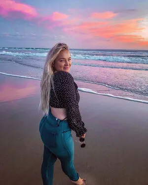 Alix Traeger OnlyFans Leaked Free Thumbnail Picture - #E3o6LHigdC