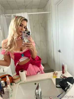 Alixlynx OnlyFans Leaked Free Thumbnail Picture - #IltL9y4NWE