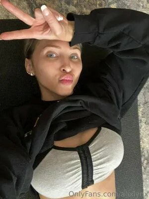 Alixlynx OnlyFans Leaked Free Thumbnail Picture - #XbRLhA8WGI